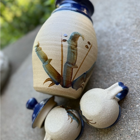 Handcrafted Ceramic Vase and two small cups with Blue Accents - Picture 15 of 16